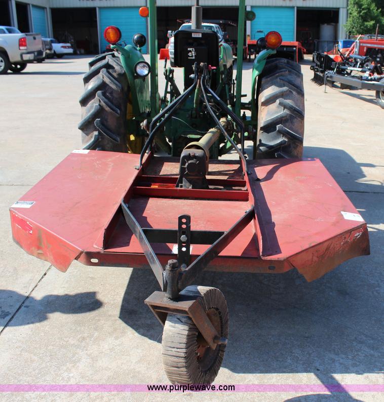 image for item I1657 1980 John Deere 2240 MFWD tractor