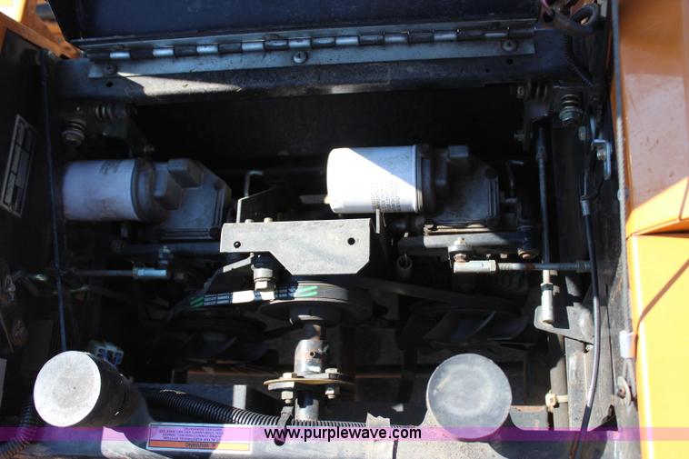 image for item I1658 Woods 6215 ZTR lawn mower