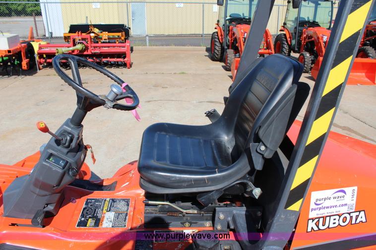 image for item I1659 2000 Kubota F2560 lawn mower