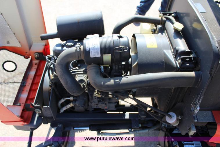 image for item I1659 2000 Kubota F2560 lawn mower