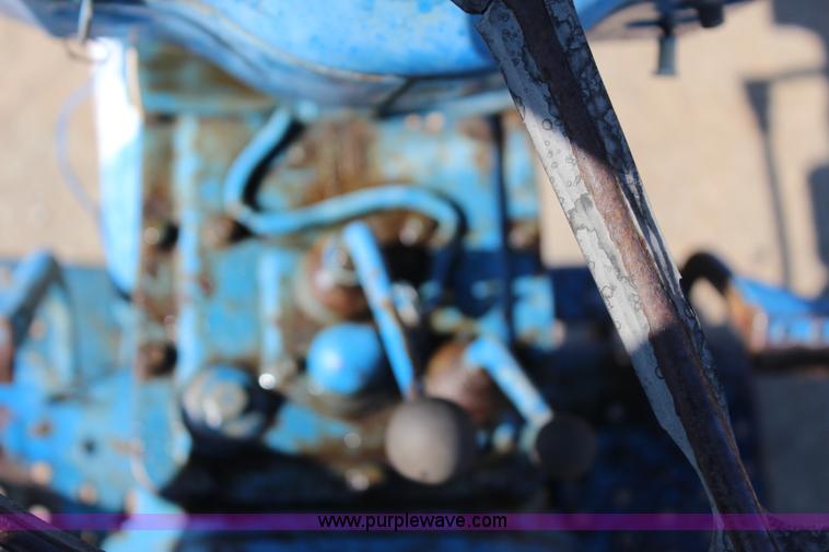 image for item I1660 Ford tractor