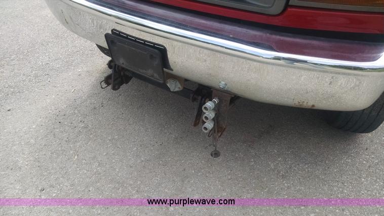 image for item I4523 1994 Ford F450 Super Duty dump truck