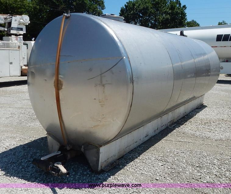 image for item J3875 Stainless steel 3,200 gallon liquid fertilizer tank