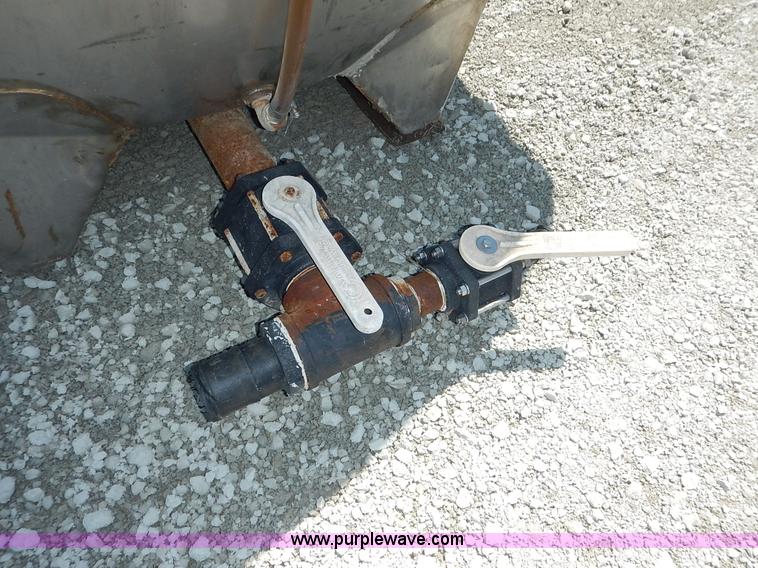 image for item J3875 Stainless steel 3,200 gallon liquid fertilizer tank