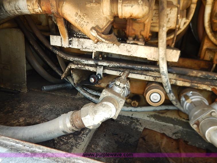 image for item J3878 1984 Ford C7000 Fuel truck