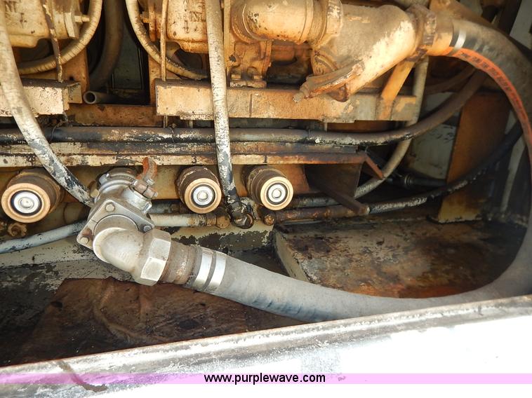 image for item J3878 1984 Ford C7000 Fuel truck