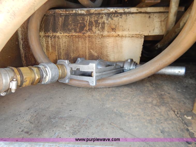 image for item J3878 1984 Ford C7000 Fuel truck