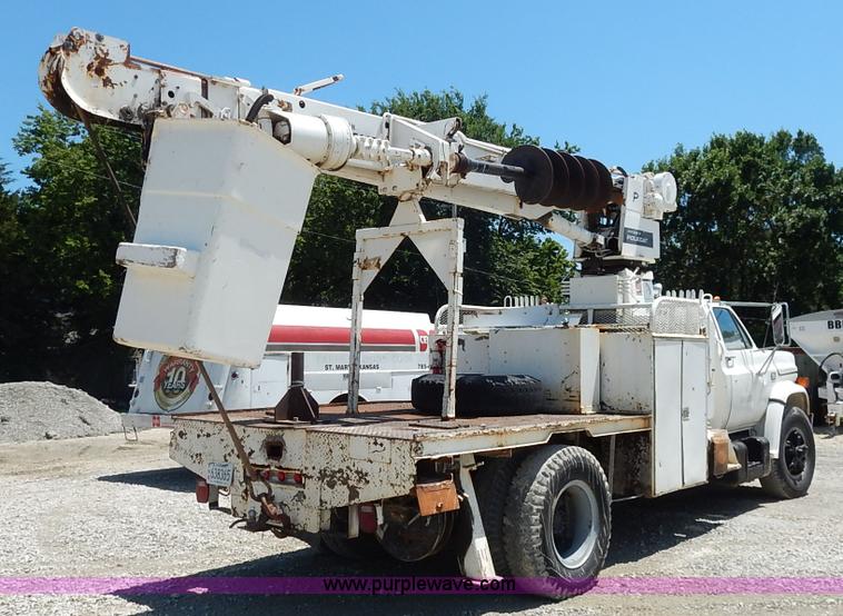 image for item J3879 1983 Chevrolet Kodiak derrick digger truck