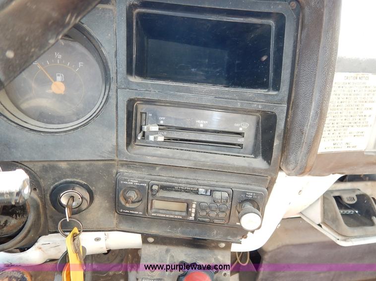 image for item J3879 1983 Chevrolet Kodiak derrick digger truck