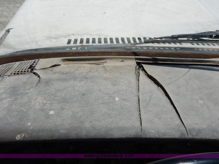 image for item J3879 1983 Chevrolet Kodiak derrick digger truck