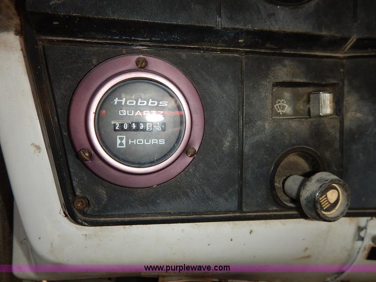 image for item J3879 1983 Chevrolet Kodiak derrick digger truck