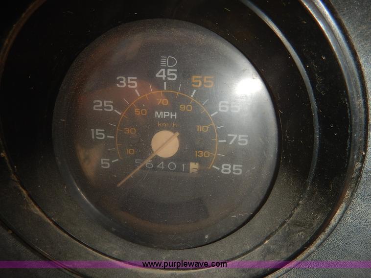 image for item J3879 1983 Chevrolet Kodiak derrick digger truck