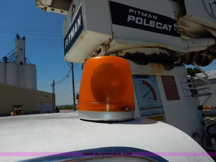 image for item J3879 1983 Chevrolet Kodiak derrick digger truck