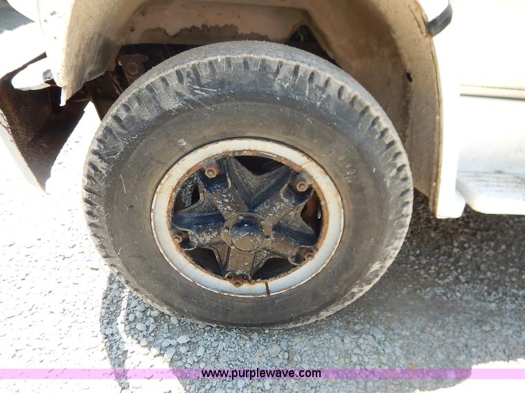 image for item J3879 1983 Chevrolet Kodiak derrick digger truck