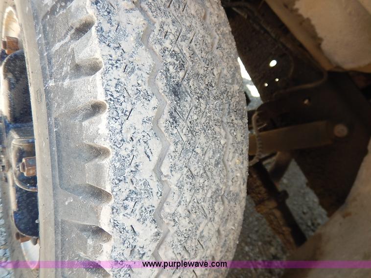 image for item J3879 1983 Chevrolet Kodiak derrick digger truck