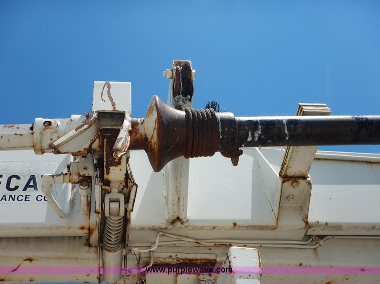 image for item J3879 1983 Chevrolet Kodiak derrick digger truck