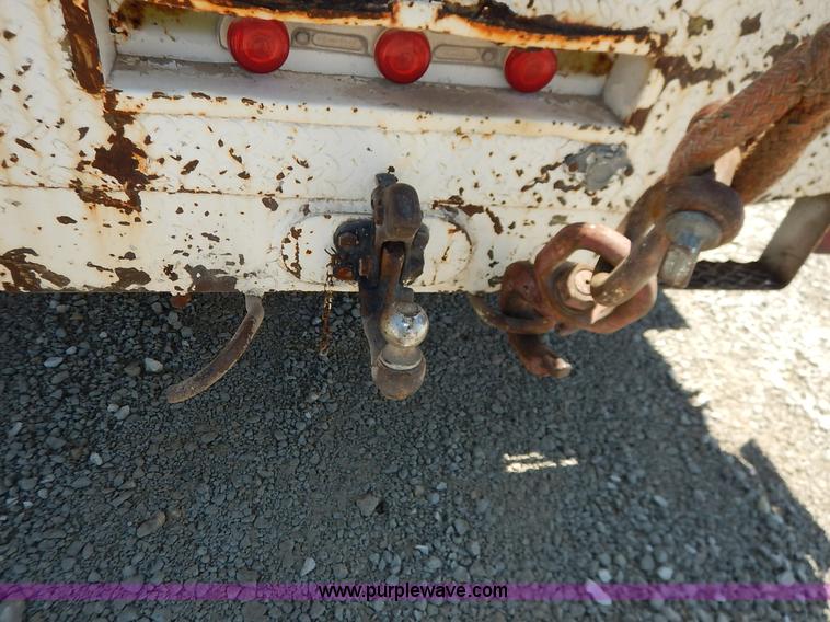 image for item J3879 1983 Chevrolet Kodiak derrick digger truck