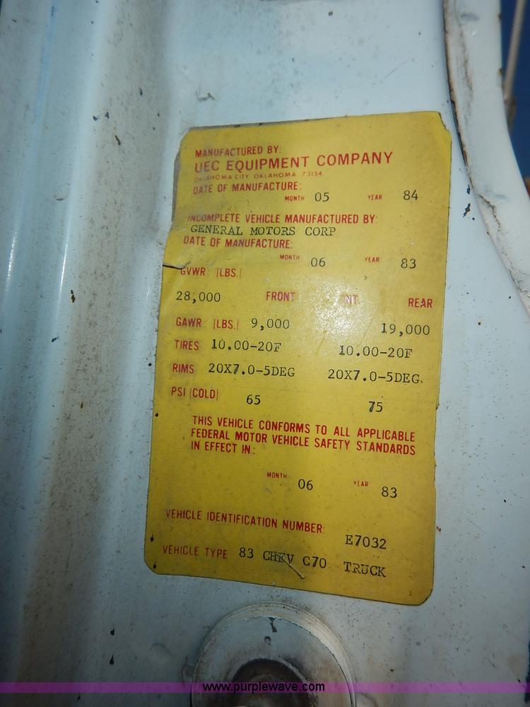 image for item J3879 1983 Chevrolet Kodiak derrick digger truck