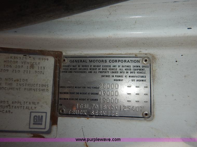 image for item J3879 1983 Chevrolet Kodiak derrick digger truck