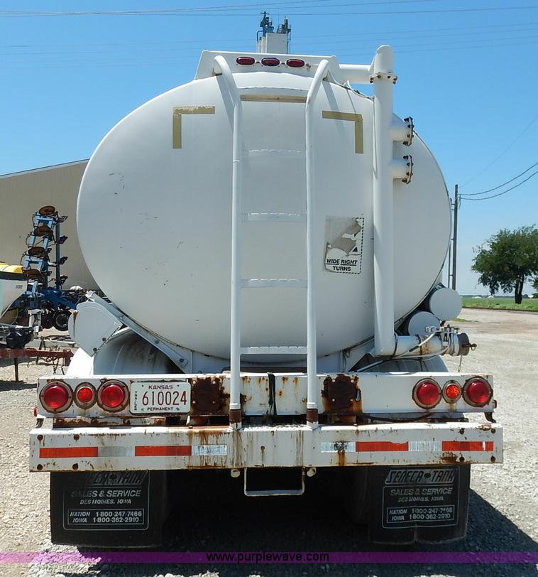 image for item J3880 1974 Seneca Custom tanker trailer