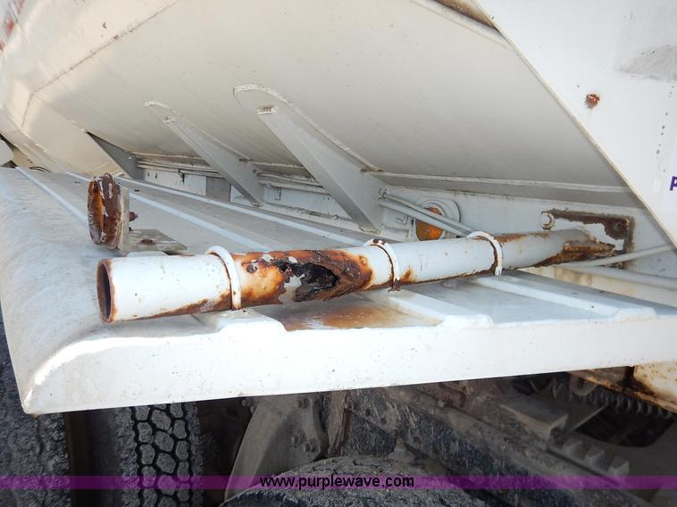 image for item J3880 1974 Seneca Custom tanker trailer