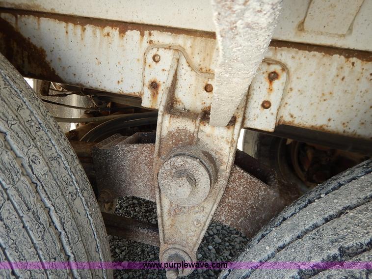 image for item J3880 1974 Seneca Custom tanker trailer