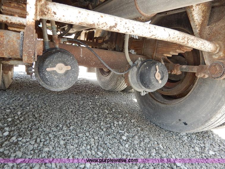 image for item J3880 1974 Seneca Custom tanker trailer