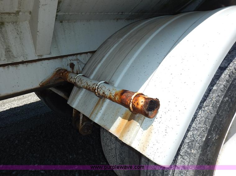 image for item J3880 1974 Seneca Custom tanker trailer