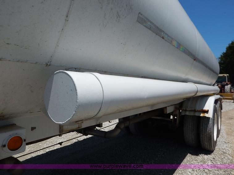 image for item J3880 1974 Seneca Custom tanker trailer