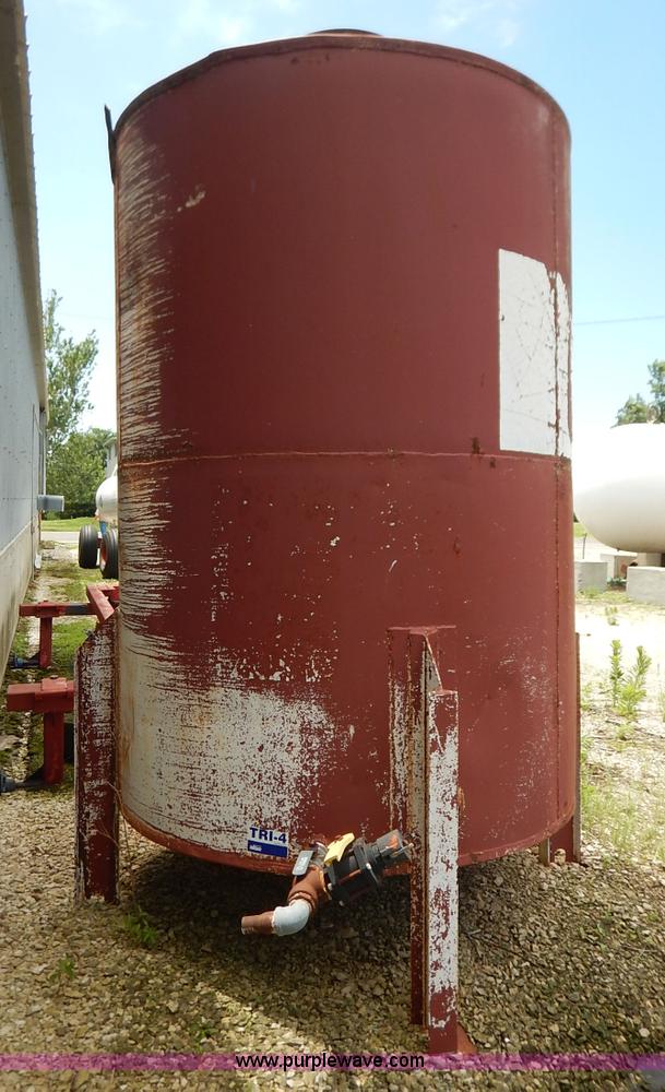 image for item J3890 Approximately 1,100 gallon liquid herbicide tank with stand