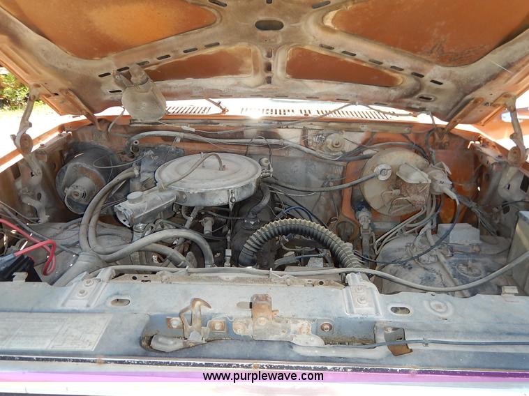 image for item J3912 1982 Ford F150 pickup truck