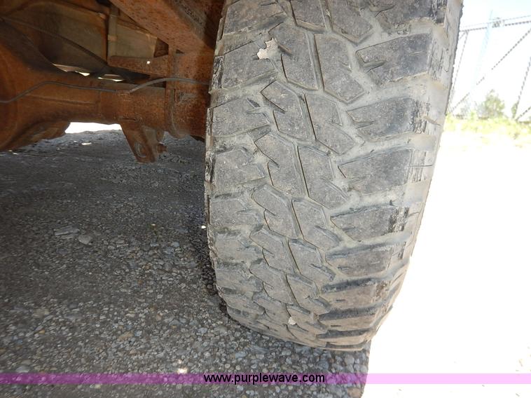 image for item J3912 1982 Ford F150 pickup truck