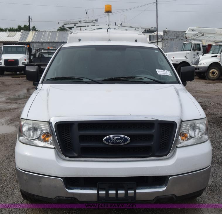 image for item J6586 2004 Ford F150 SuperCab pickup truck