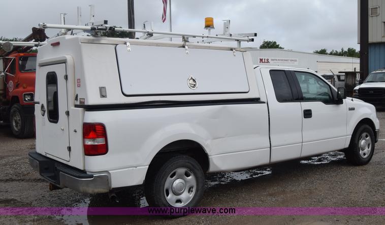 image for item J6586 2004 Ford F150 SuperCab pickup truck