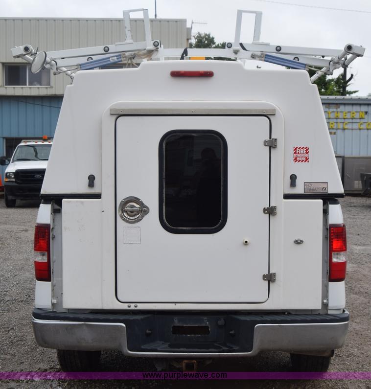 image for item J6586 2004 Ford F150 SuperCab pickup truck