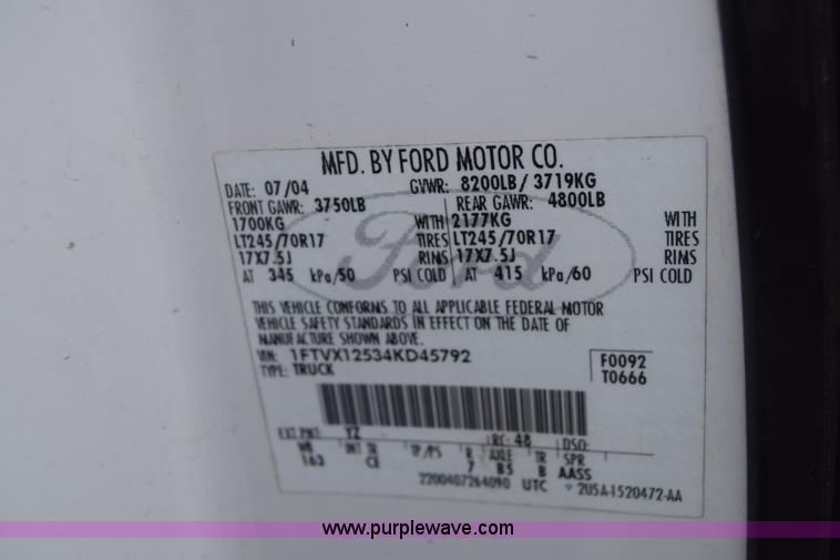 image for item J6586 2004 Ford F150 SuperCab pickup truck