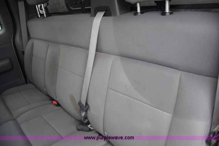 image for item J6586 2004 Ford F150 SuperCab pickup truck