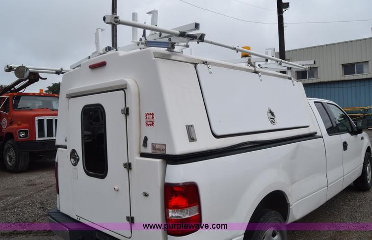 image for item J6586 2004 Ford F150 SuperCab pickup truck