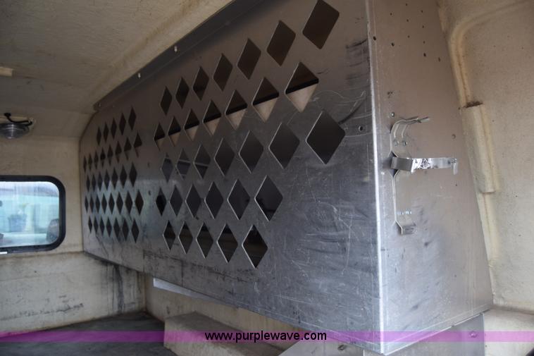 image for item J6586 2004 Ford F150 SuperCab pickup truck