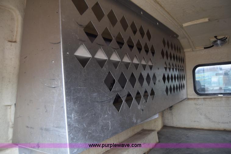 image for item J6586 2004 Ford F150 SuperCab pickup truck