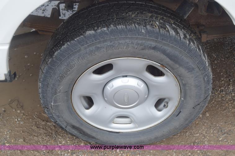 image for item J6586 2004 Ford F150 SuperCab pickup truck