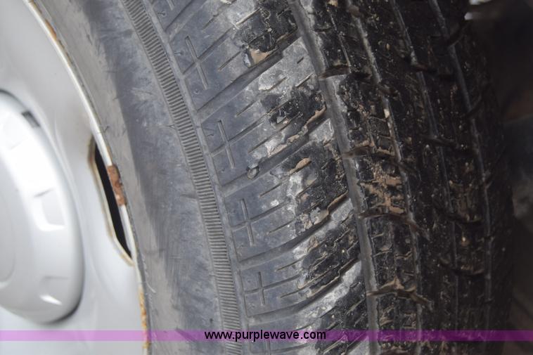 image for item J6586 2004 Ford F150 SuperCab pickup truck