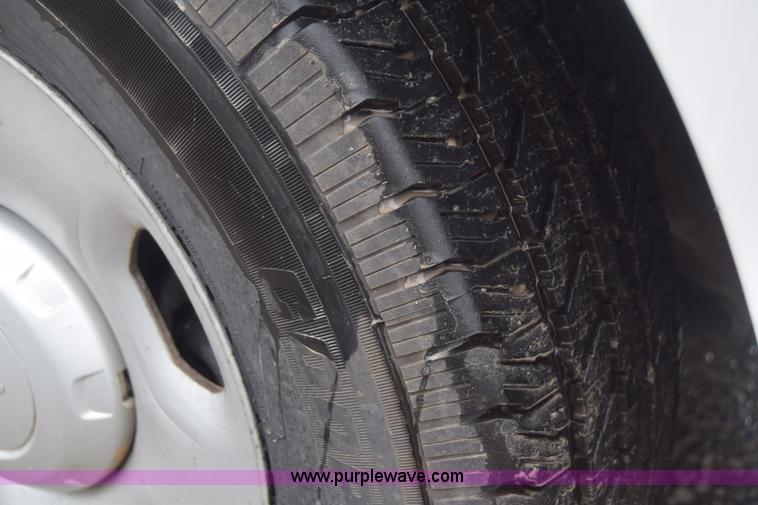 image for item J6586 2004 Ford F150 SuperCab pickup truck