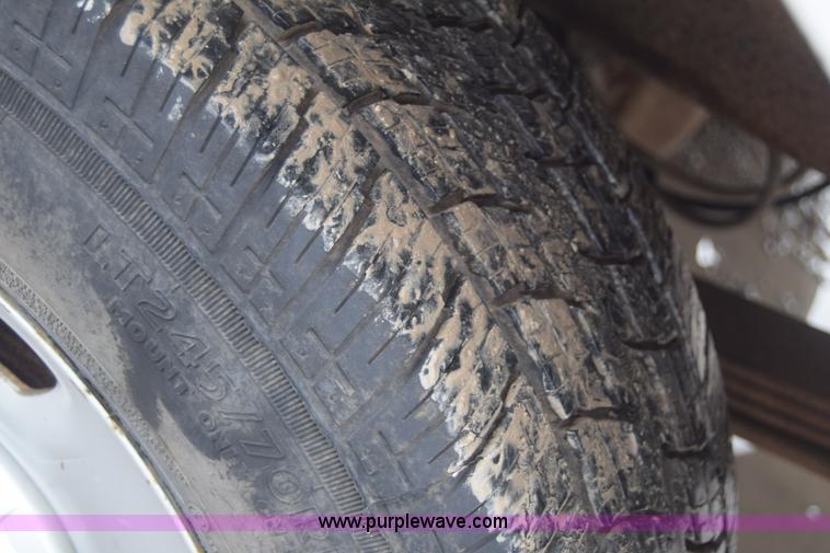 image for item J6586 2004 Ford F150 SuperCab pickup truck