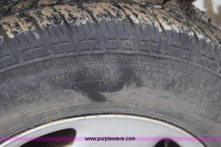 image for item J6586 2004 Ford F150 SuperCab pickup truck