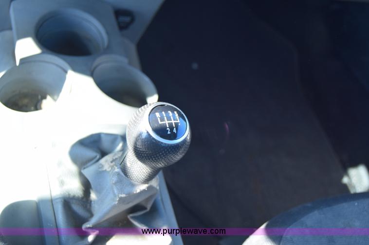 image for item J6601 2001 Volkswagen New Beetle GLS