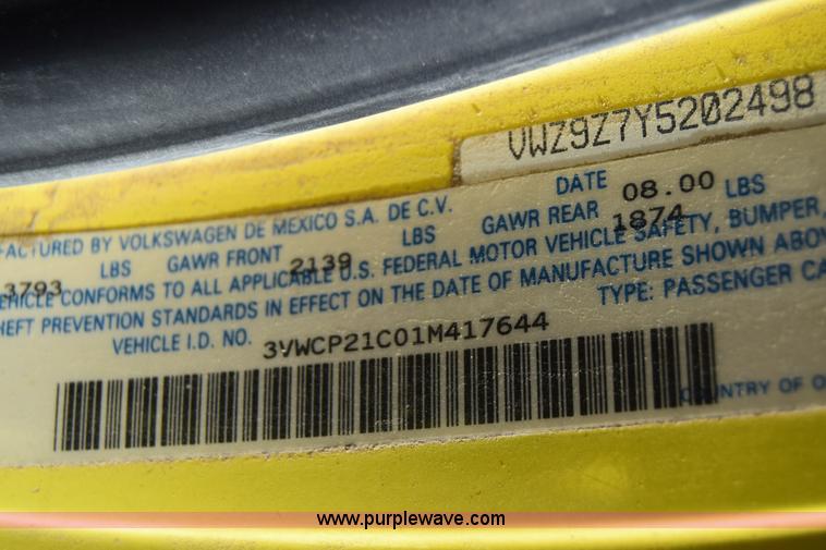 image for item J6601 2001 Volkswagen New Beetle GLS