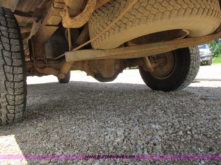 image for item K2148 1993 Dodge Ram 150 pickup truck
