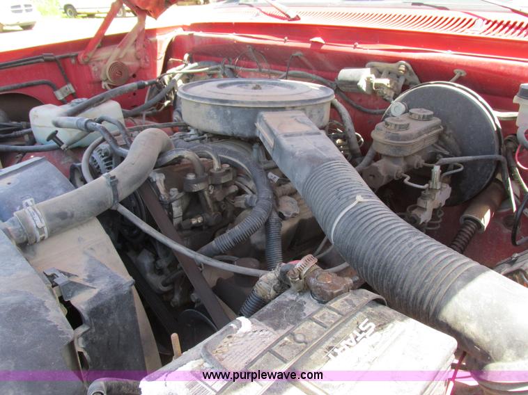 image for item K2148 1993 Dodge Ram 150 pickup truck