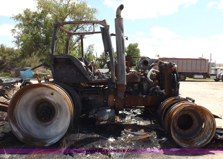 image for item K3925 New Holland T8050 MFWD tractor